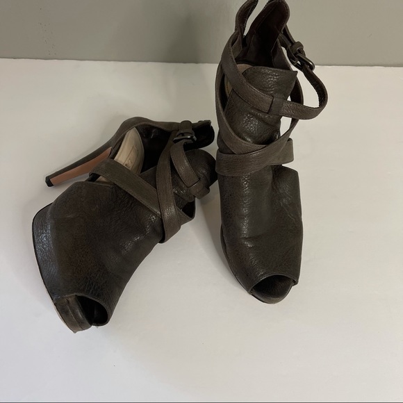 Prada Brown Suede Leather Cutout Peep-toe Stiletto Heels Platform Sz 37 Italy - Picture 2 of 14